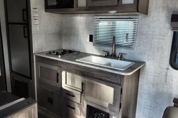 Gulf Stream Kingsport Travel Trailer