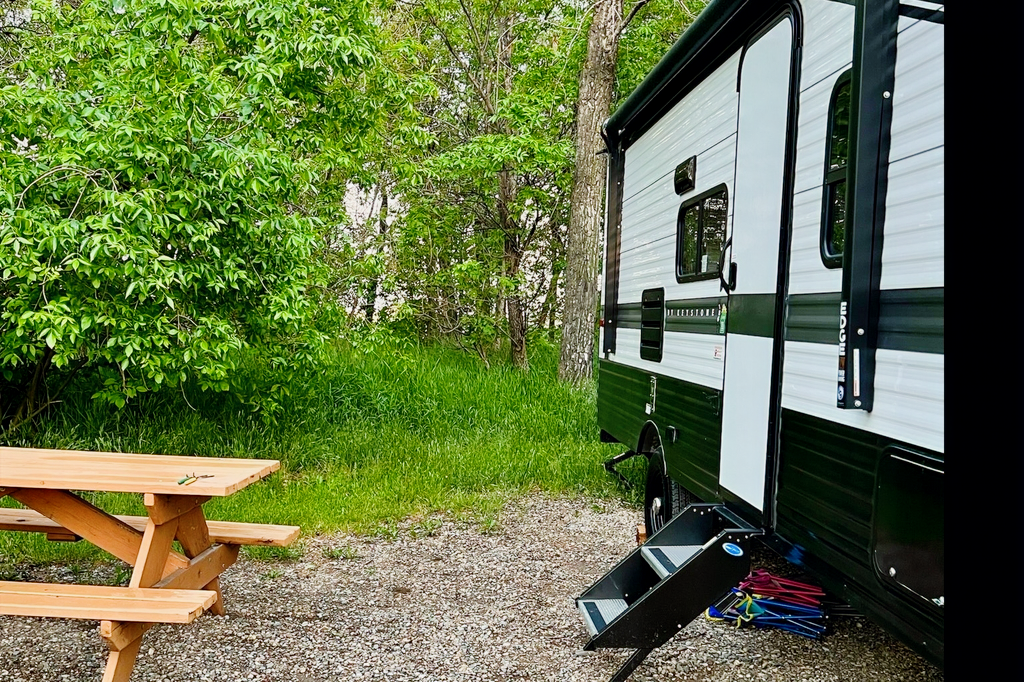Sasha's Keystone Hideout Travel Trailer *new upgraded mattress*