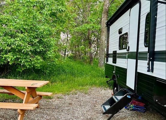 Sasha's Keystone Hideout Travel Trailer *new upgraded mattress*