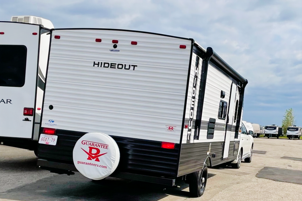 Sasha's Keystone Hideout Travel Trailer *new upgraded mattress*