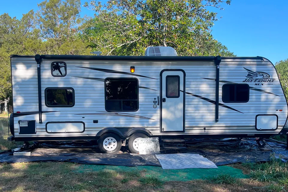 Helleana's Jayco Jay Flight SLX Travel Trailer