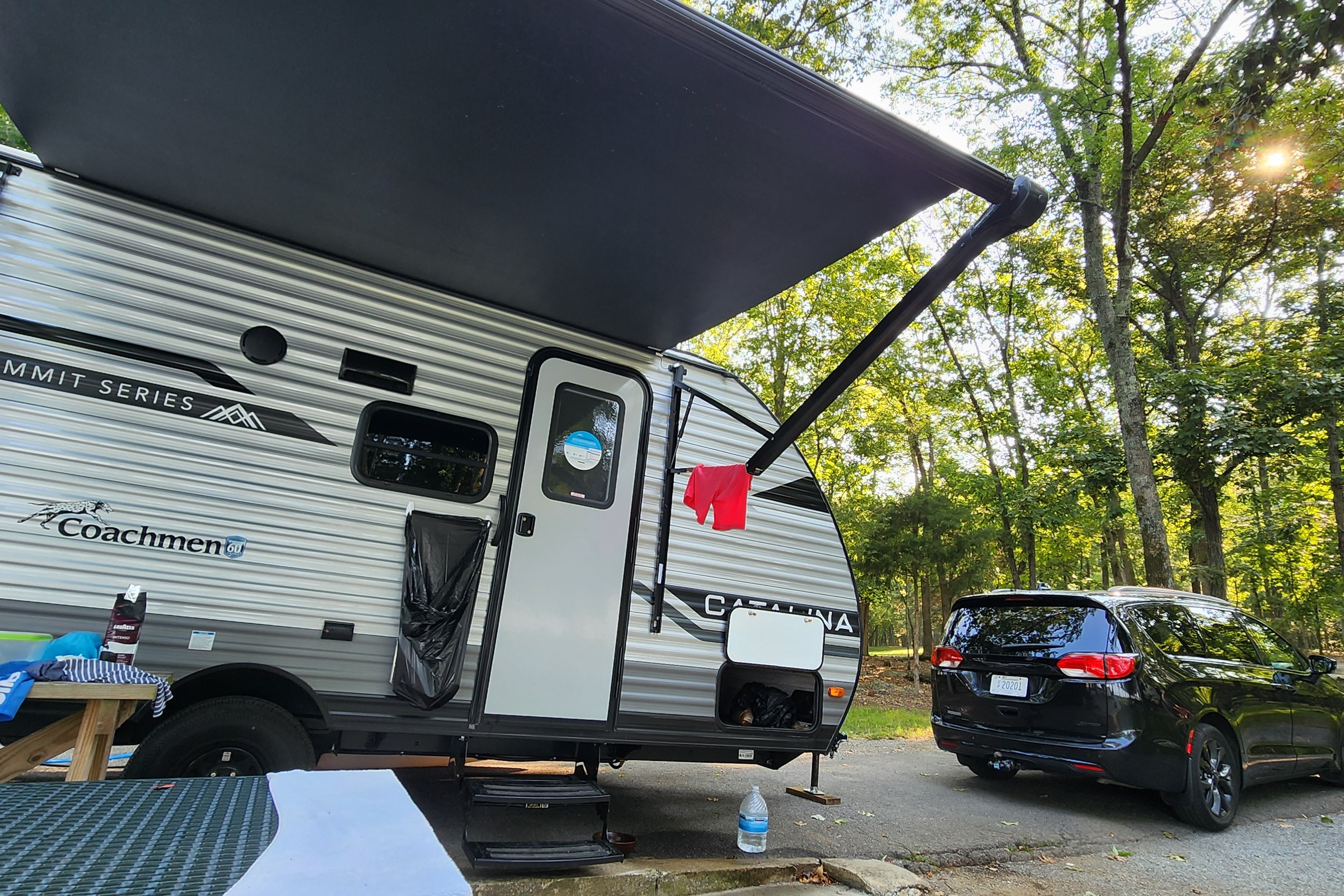 Jonny's Family and Pooch Friendly Cozy Getaway