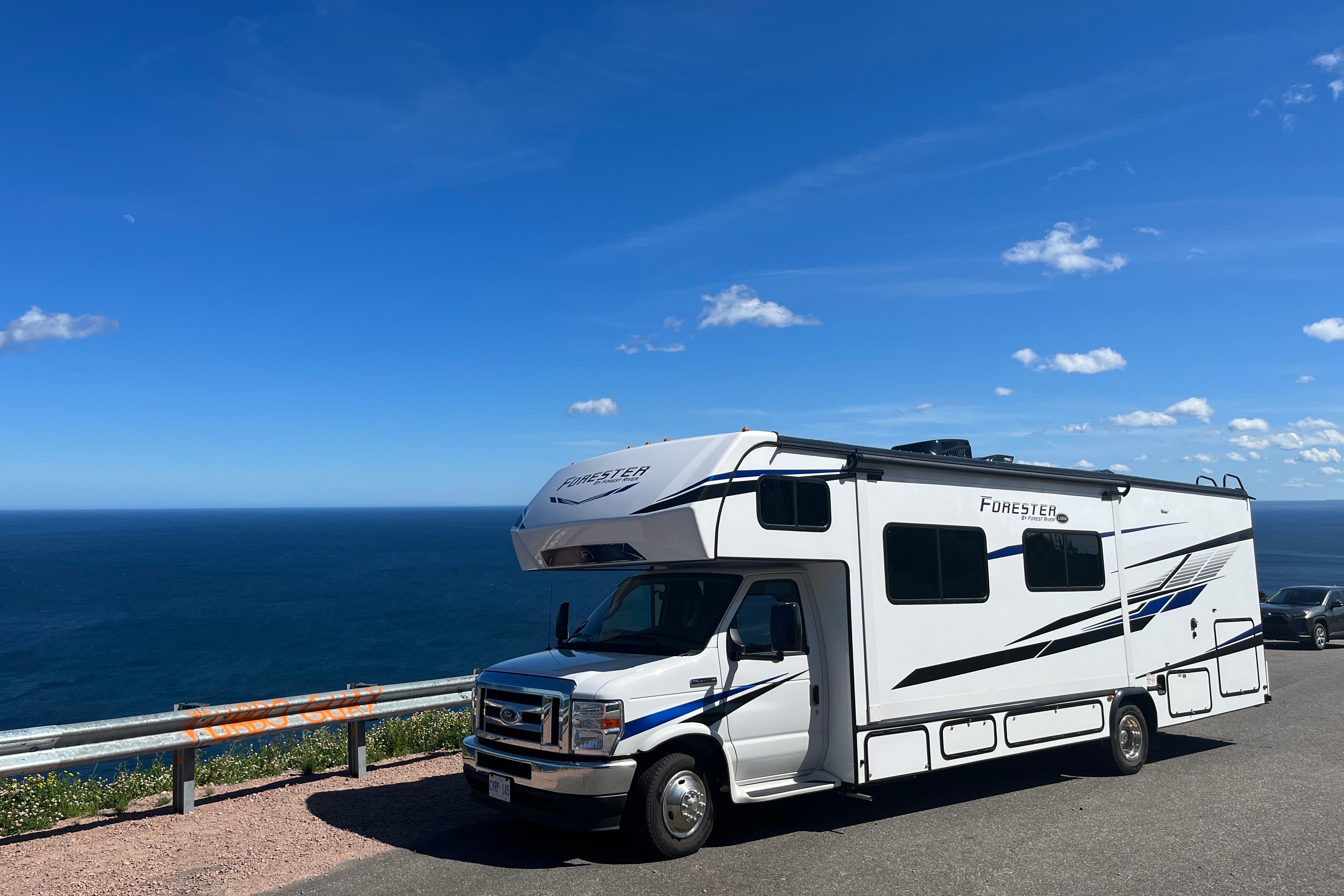 Meet “Forest” the comfy and complete motorhome