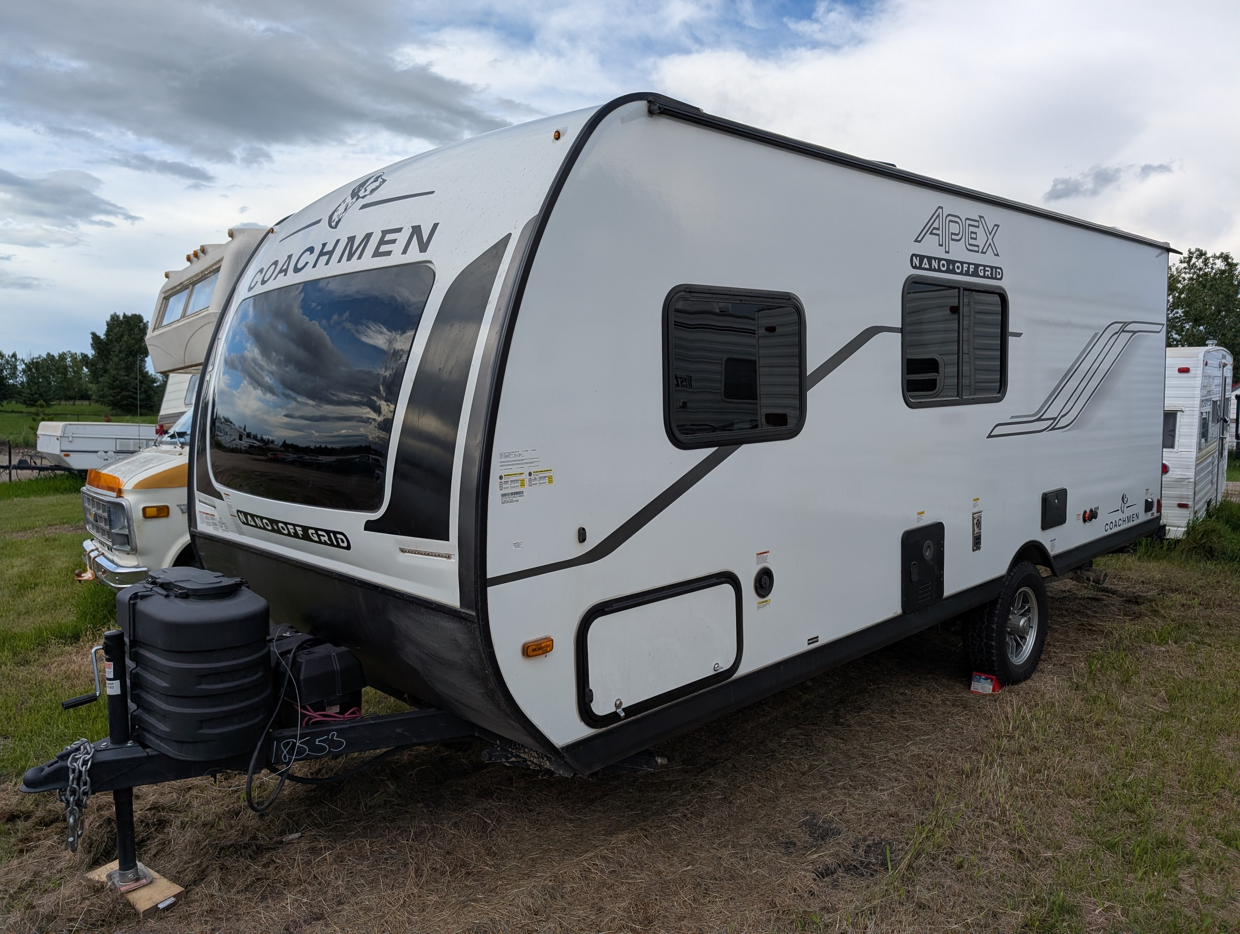 DMT Coachmen Apex Nano