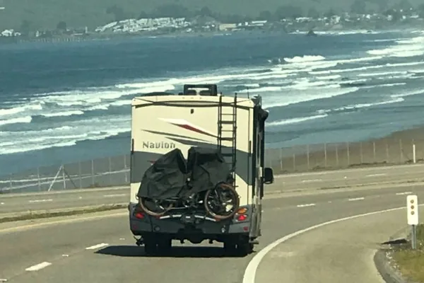 "The Summer Wind" Mercedes Diesel Navion Winnebago 5 SEATBELTS