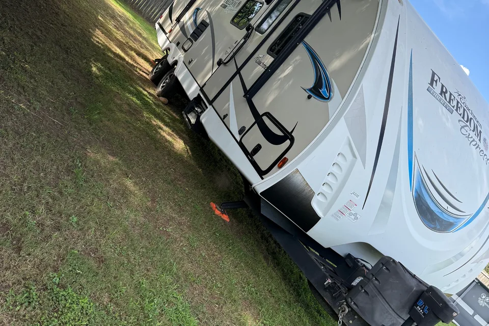 2019 Coachmen Freedom Liberty Express