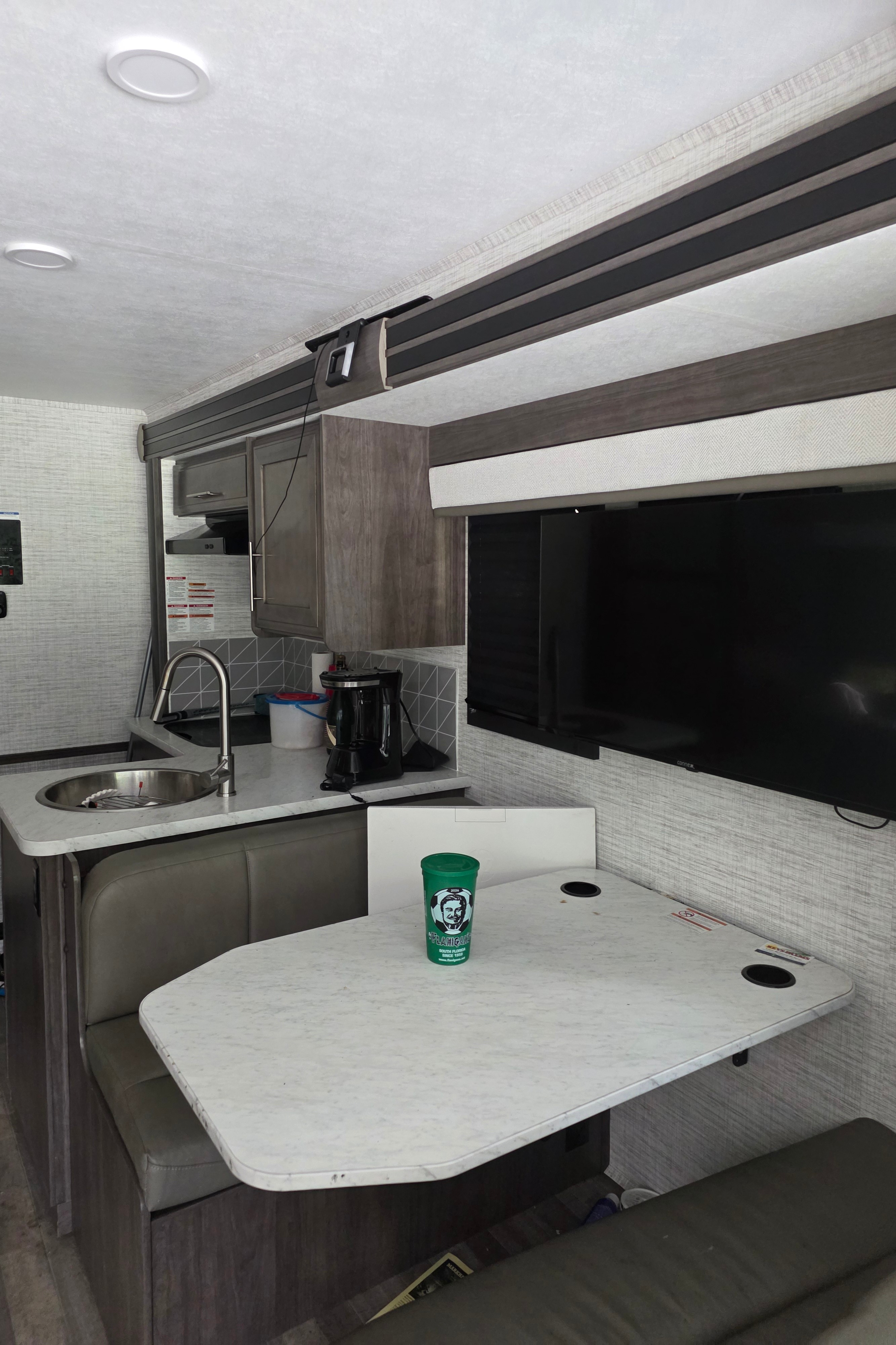 Paul's RV Cottage