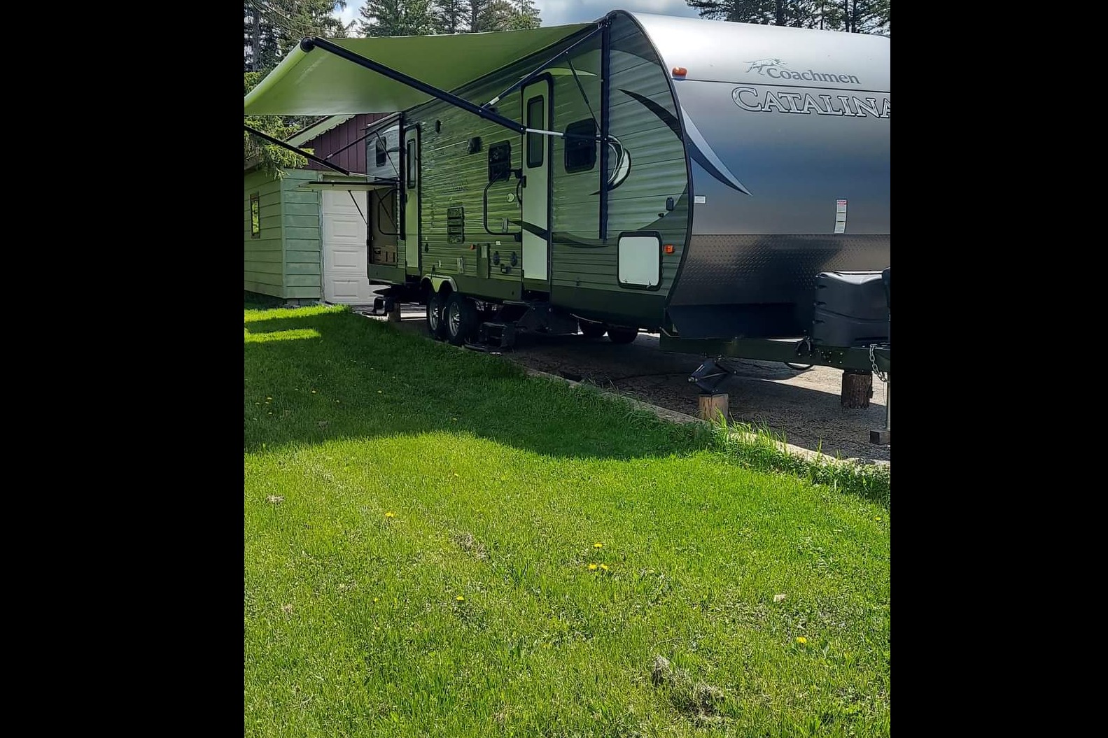 32ft Coachmen Catalina  Travel Trailer