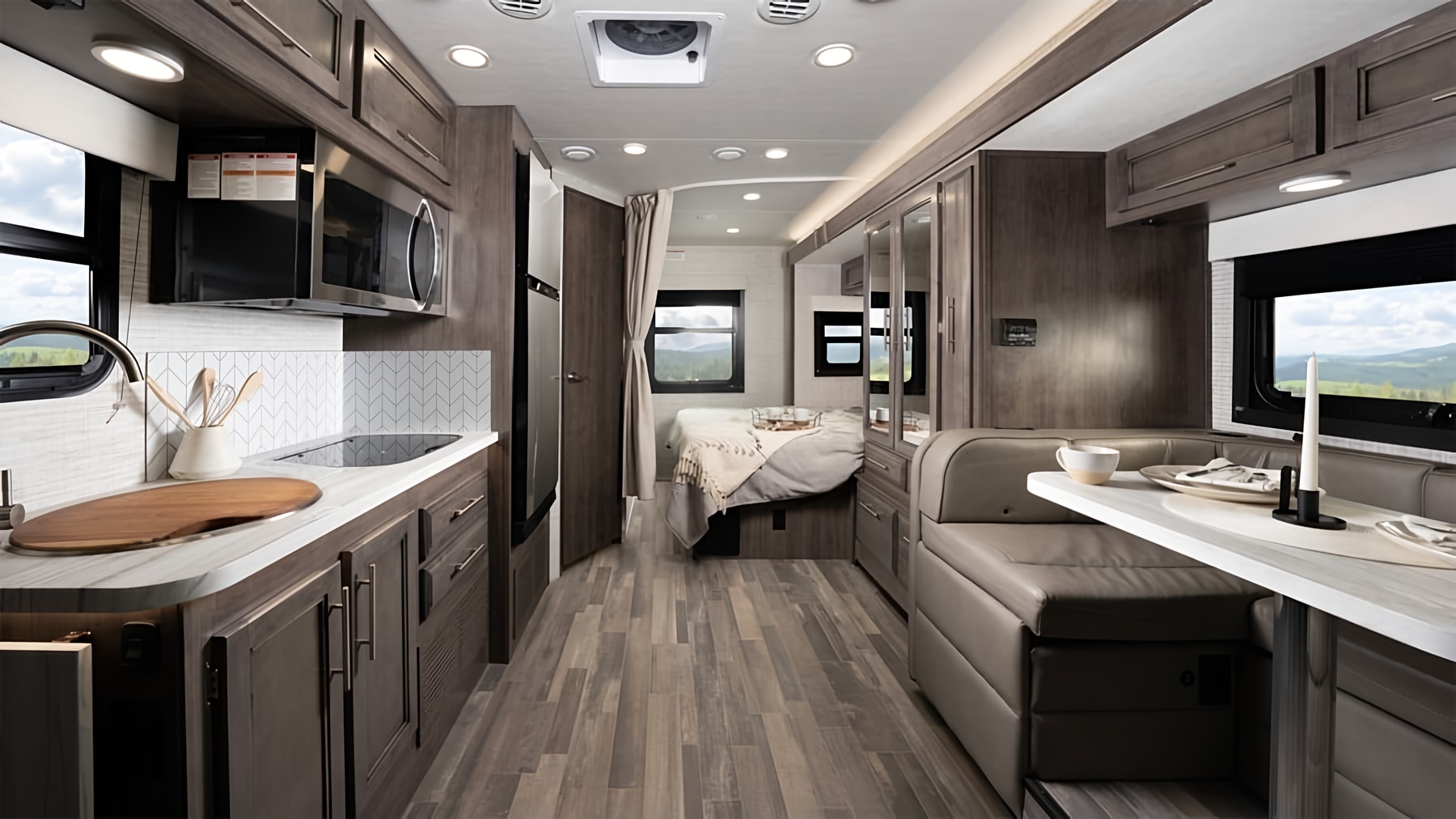 2025 Entegra Coach Qwest SE Class C