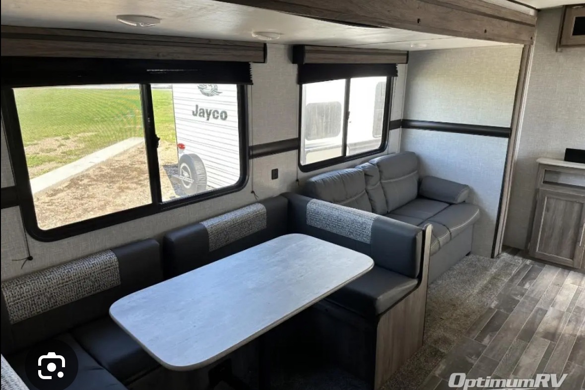 Crossroads Zinger 270BH Travel Trailer