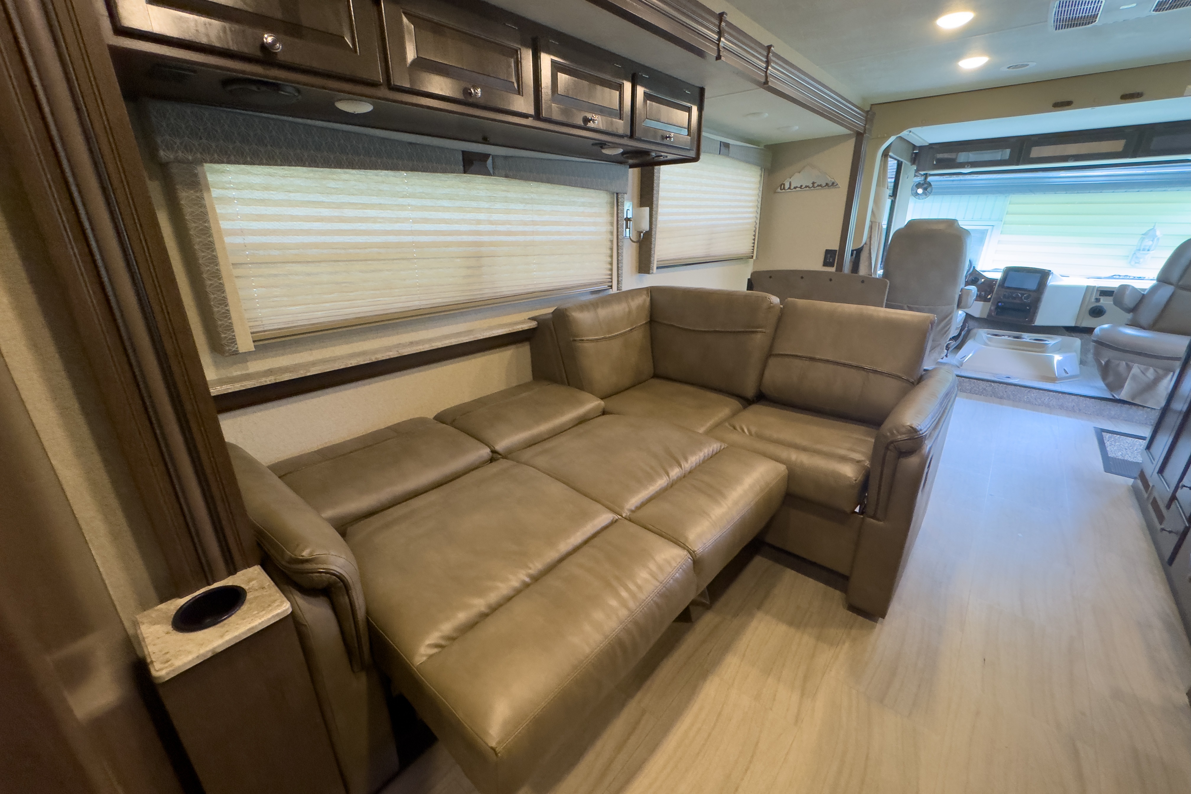Arthur 's Thor Motor Coach windsport 35m Class A