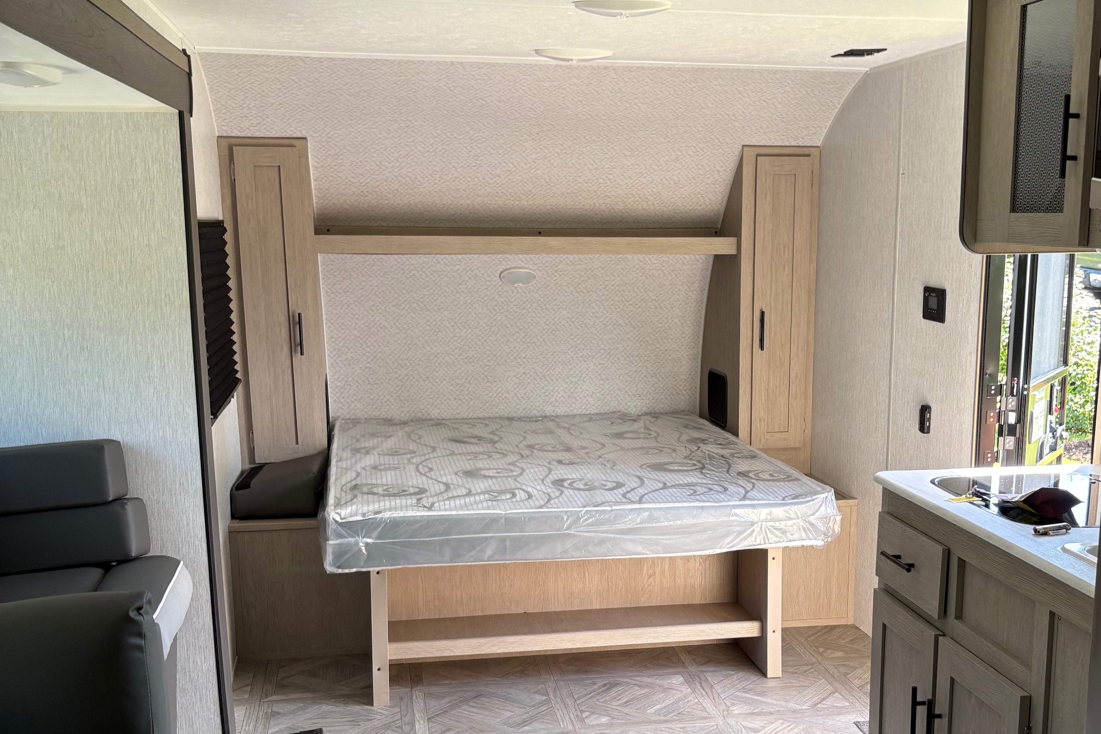 Like new and 420 friendly!