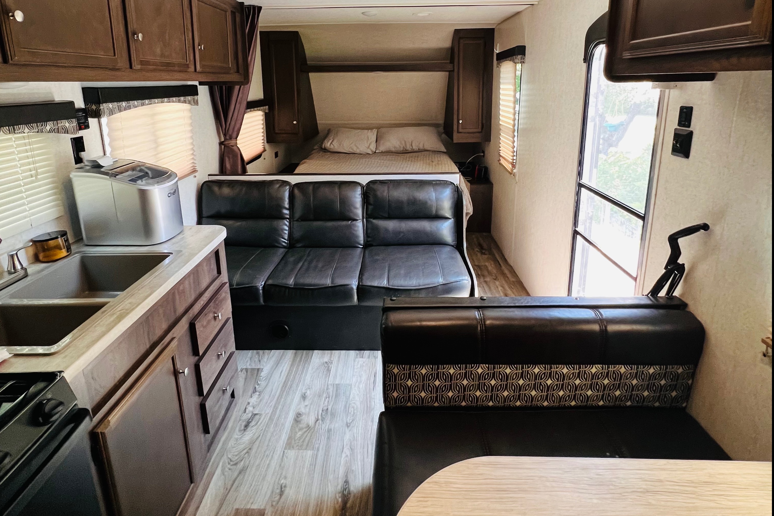 2018 StarCraft Autumn Ridge + Premium Camping Gear