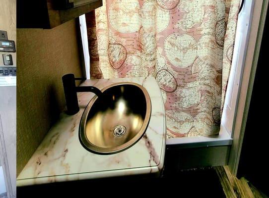 "The Haven" 2BR/1BA with upgraded memory foam beds