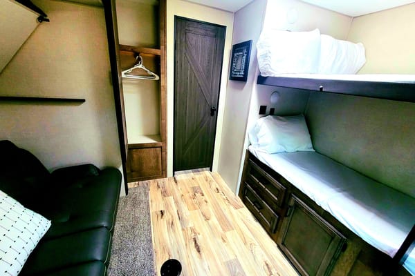 "The Haven" 2BR/1BA with upgraded memory foam beds