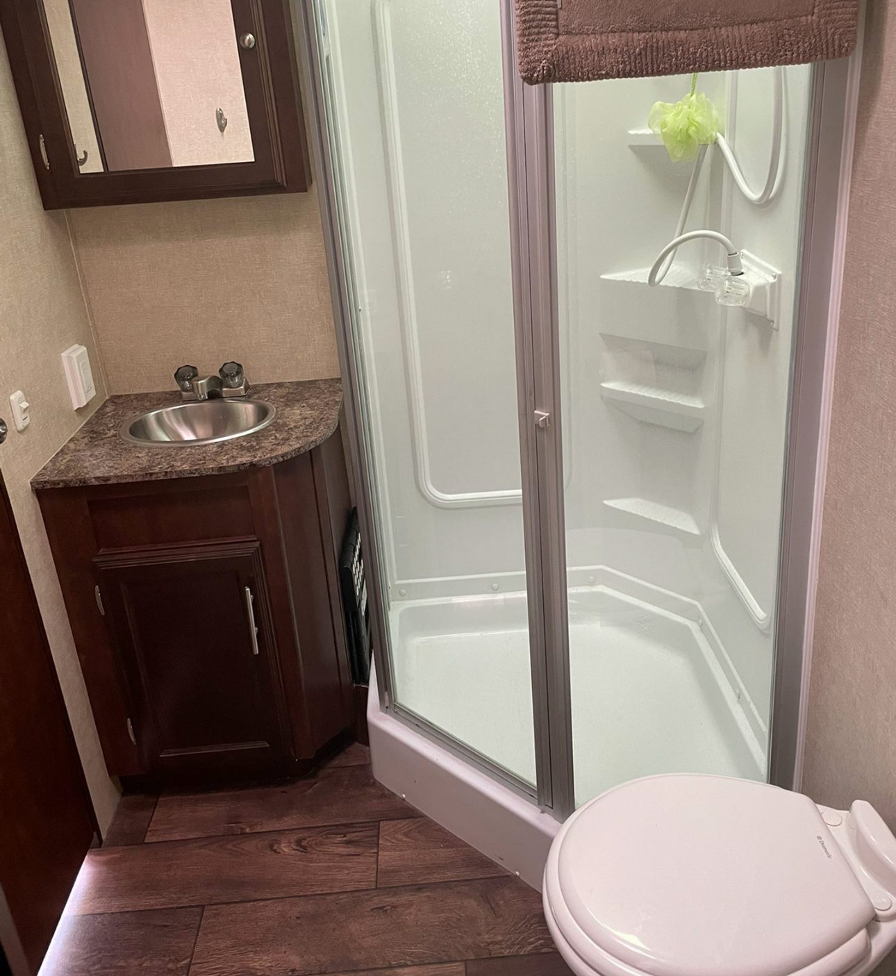 Barlow's Eclipse RV T27RSLG27 Travel Trailer