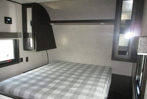 Jessica's & Craig's Jayco SLX 264bh Travel Trailer