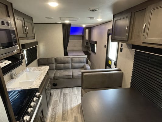 Jessica's & Craig's Jayco SLX 264bh Travel Trailer
