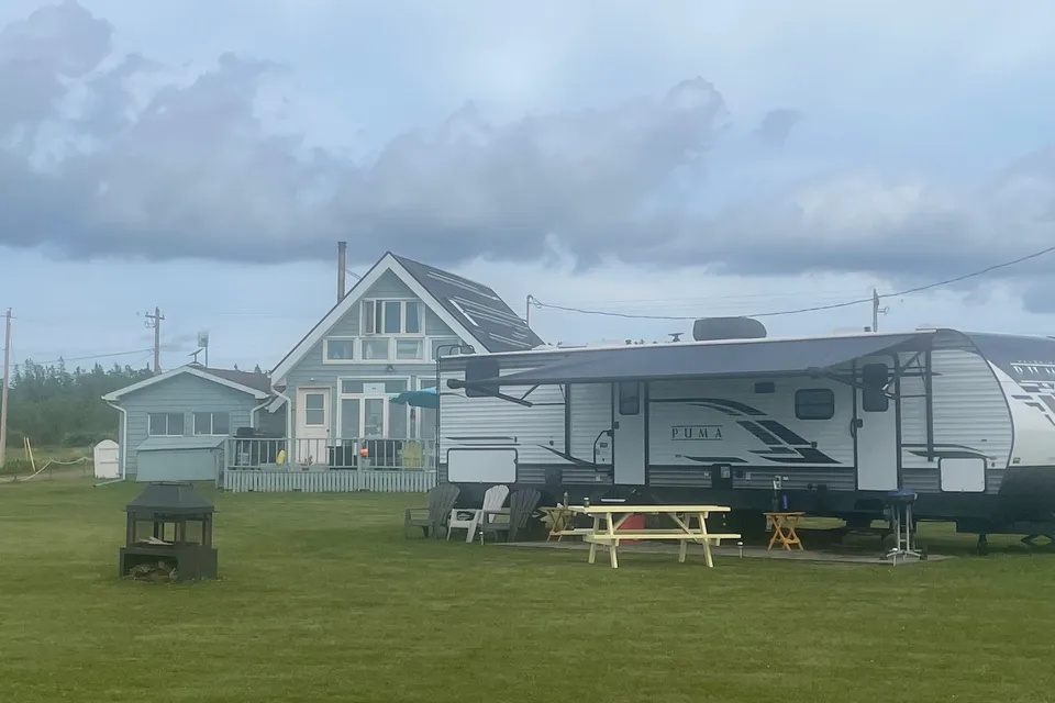 Scott's Forest River Puma palamino Travel Trailer