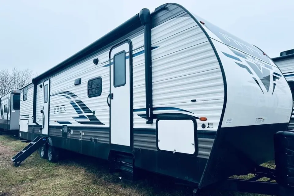 Scott's Forest River Puma palamino Travel Trailer