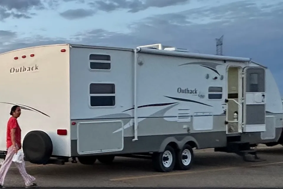 Lucky’s- Keystone Outback Sydney Addition Travel Trailer