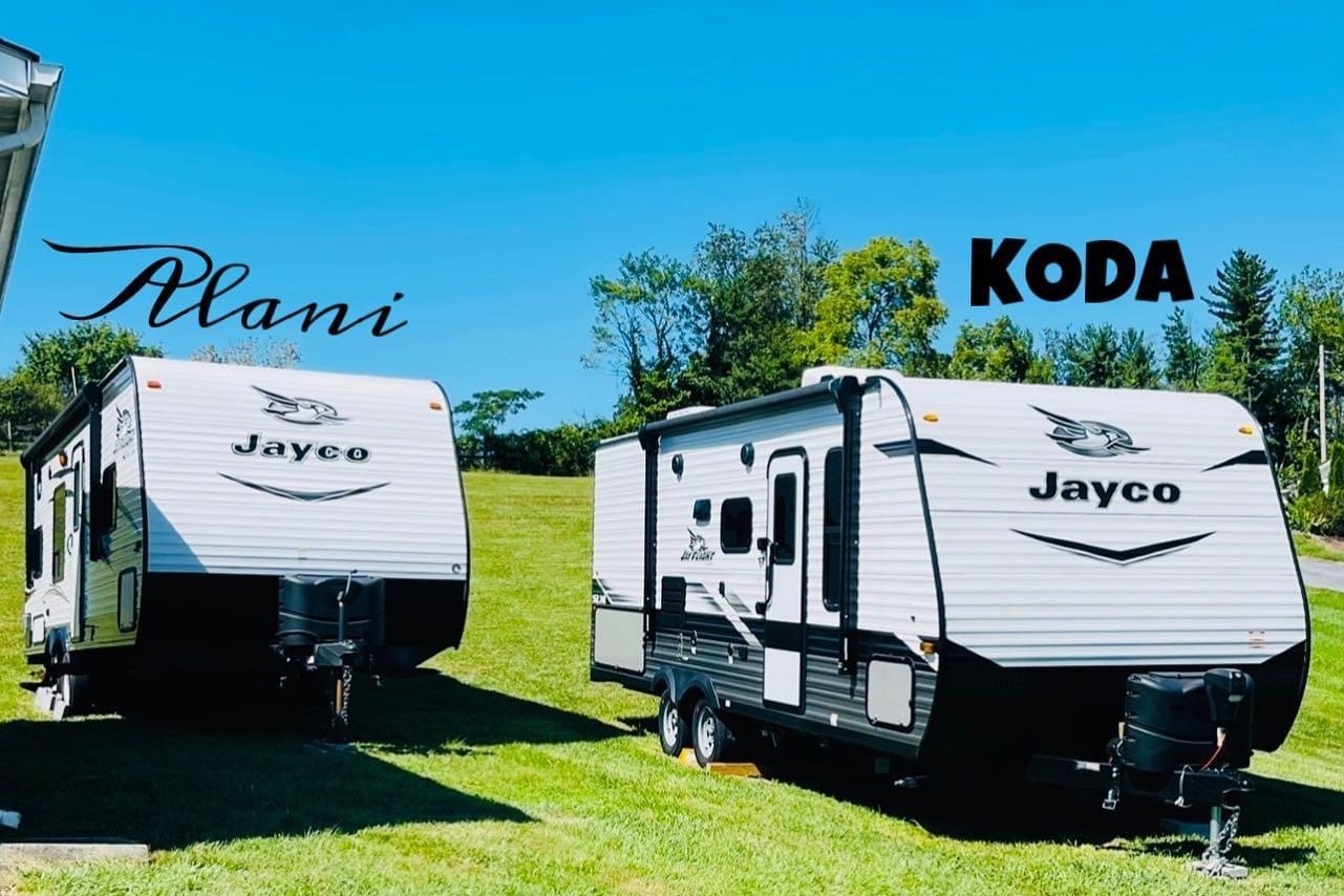 ALANI - PET FRIENDLY.  2017 Jayco Flight Travel Trailer.  