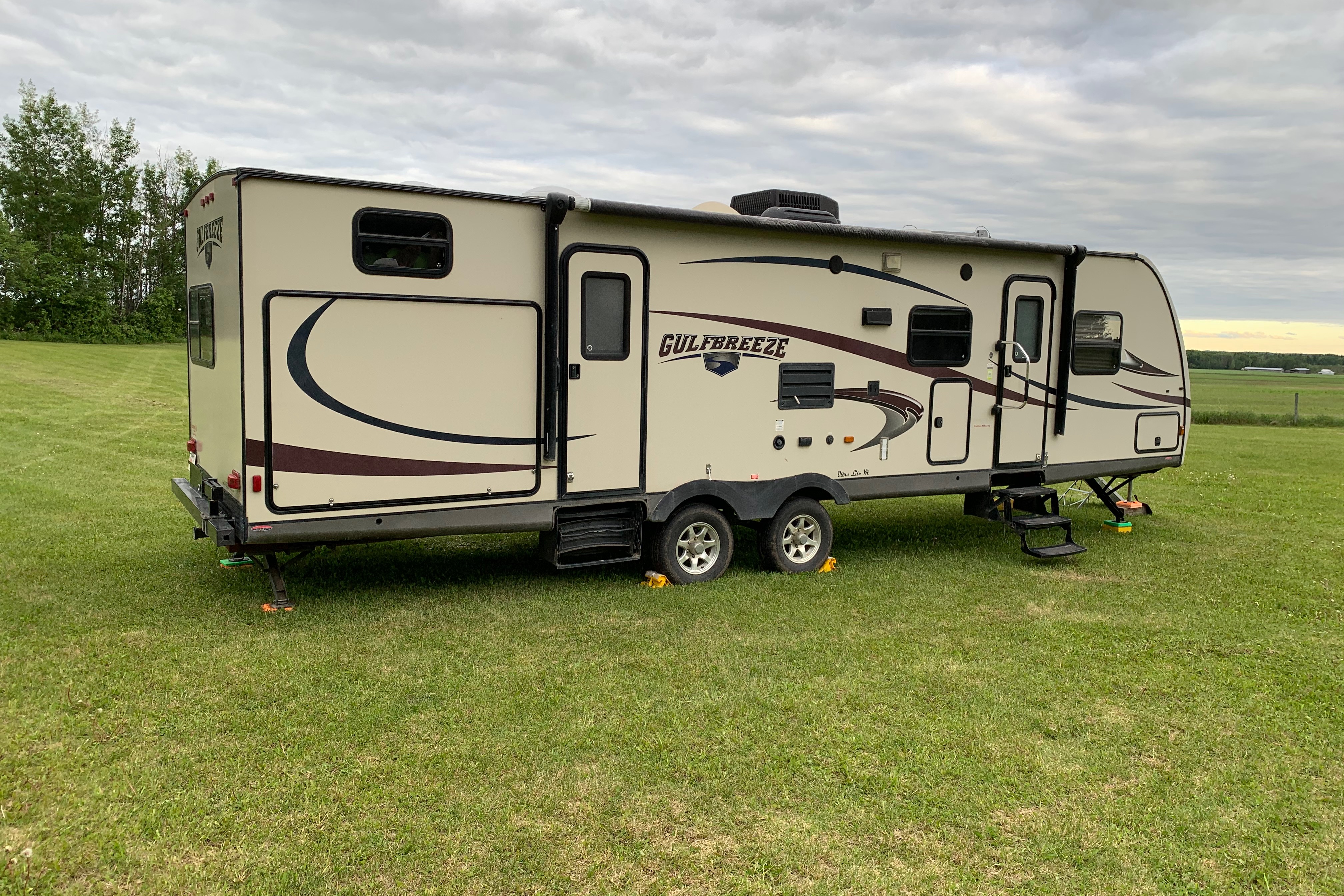 Mathew's Gulf Stream 30DBS Travel Trailer