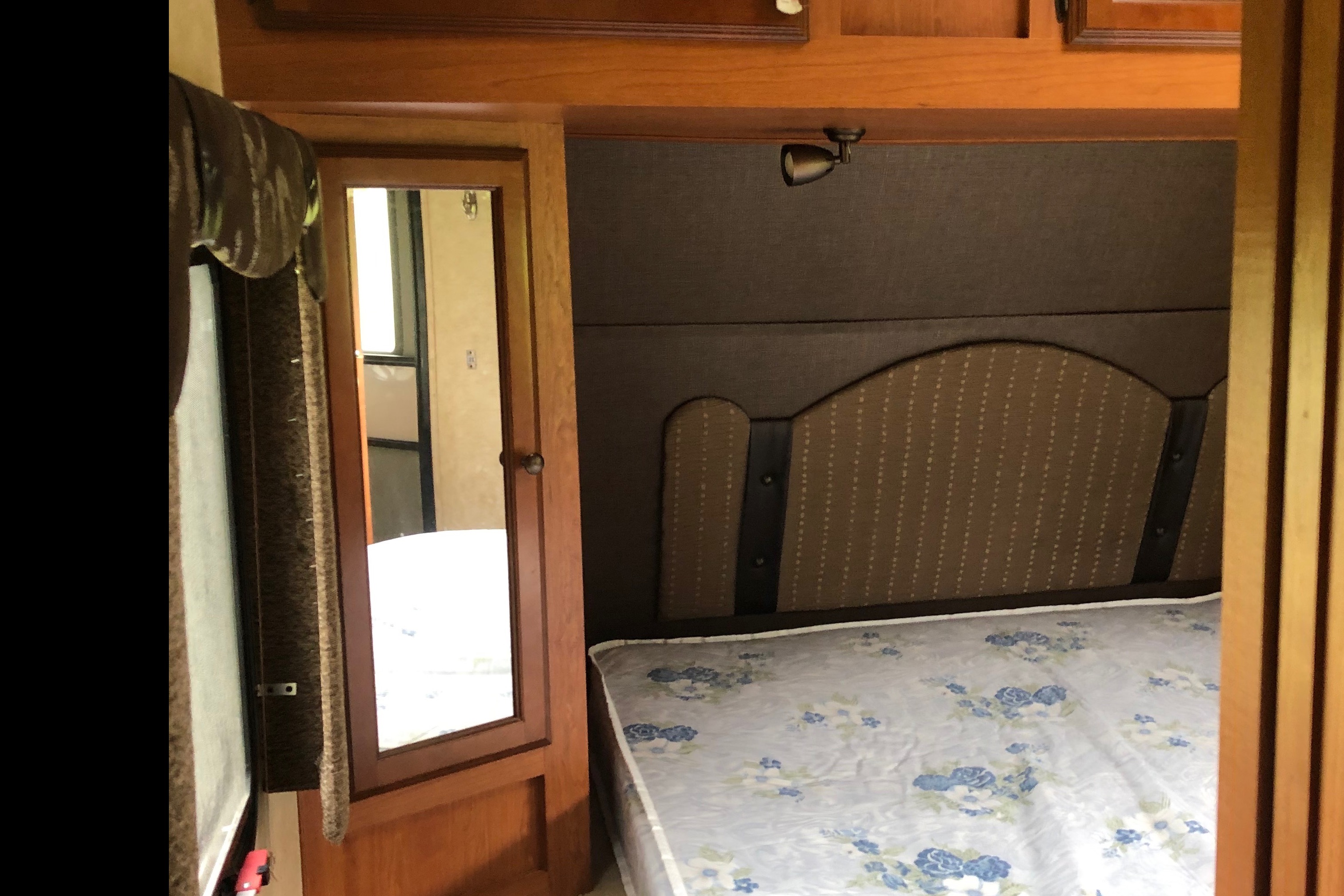 Mathew's Gulf Stream 30DBS Travel Trailer