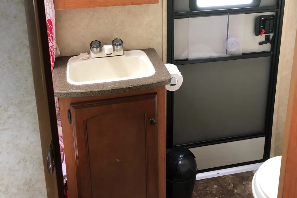 Mathew's Gulf Stream 30DBS Travel Trailer