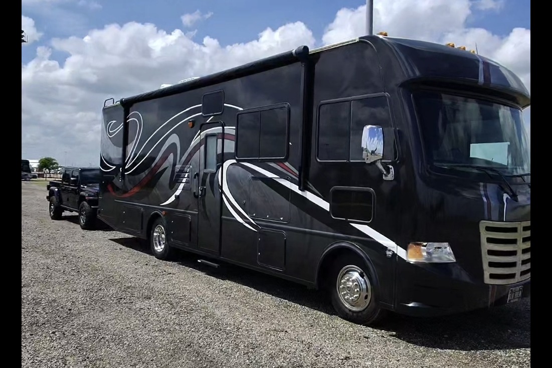 5 Star Luxury Motorhome Delivered & Setup For You!