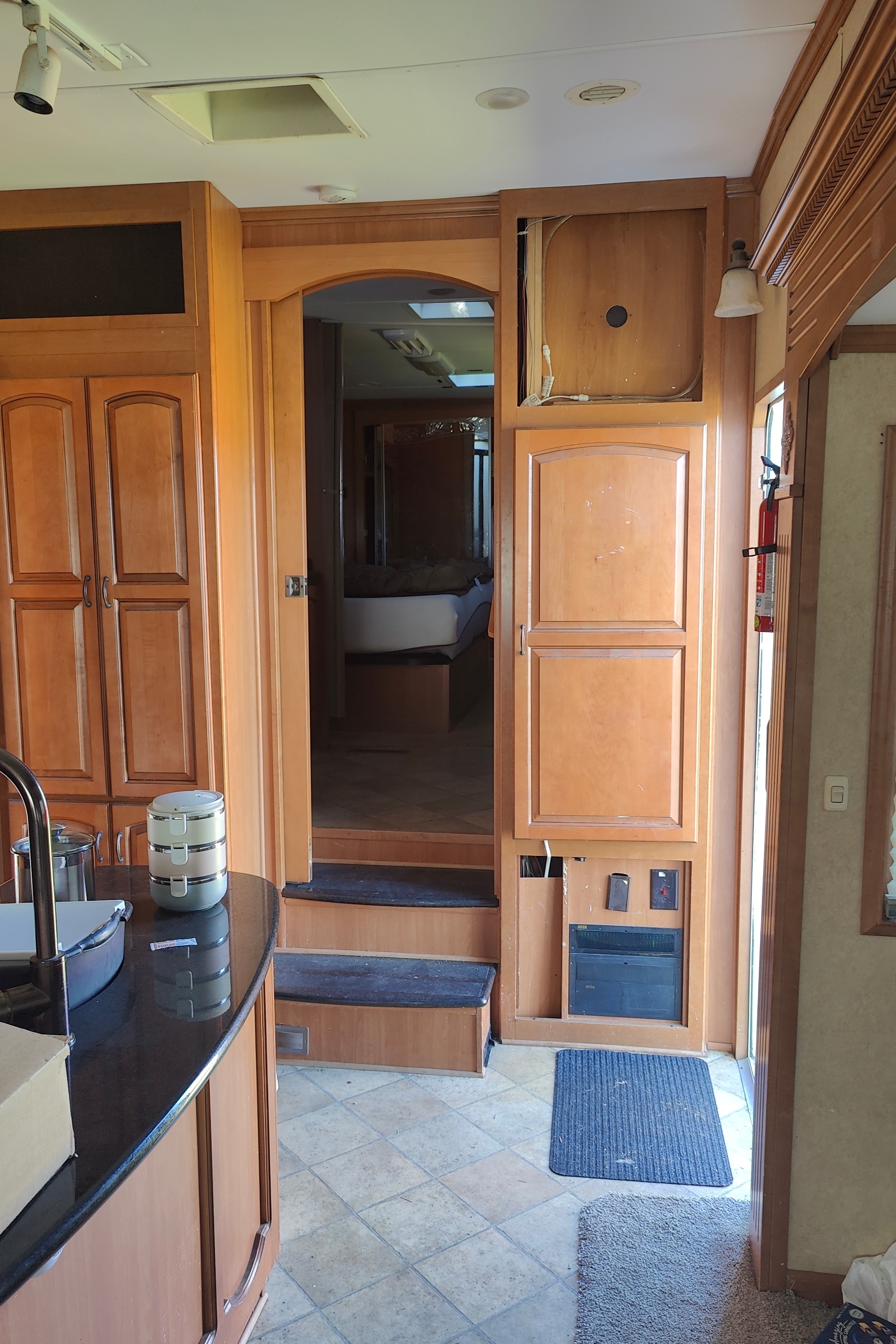 36ft Elite Suites