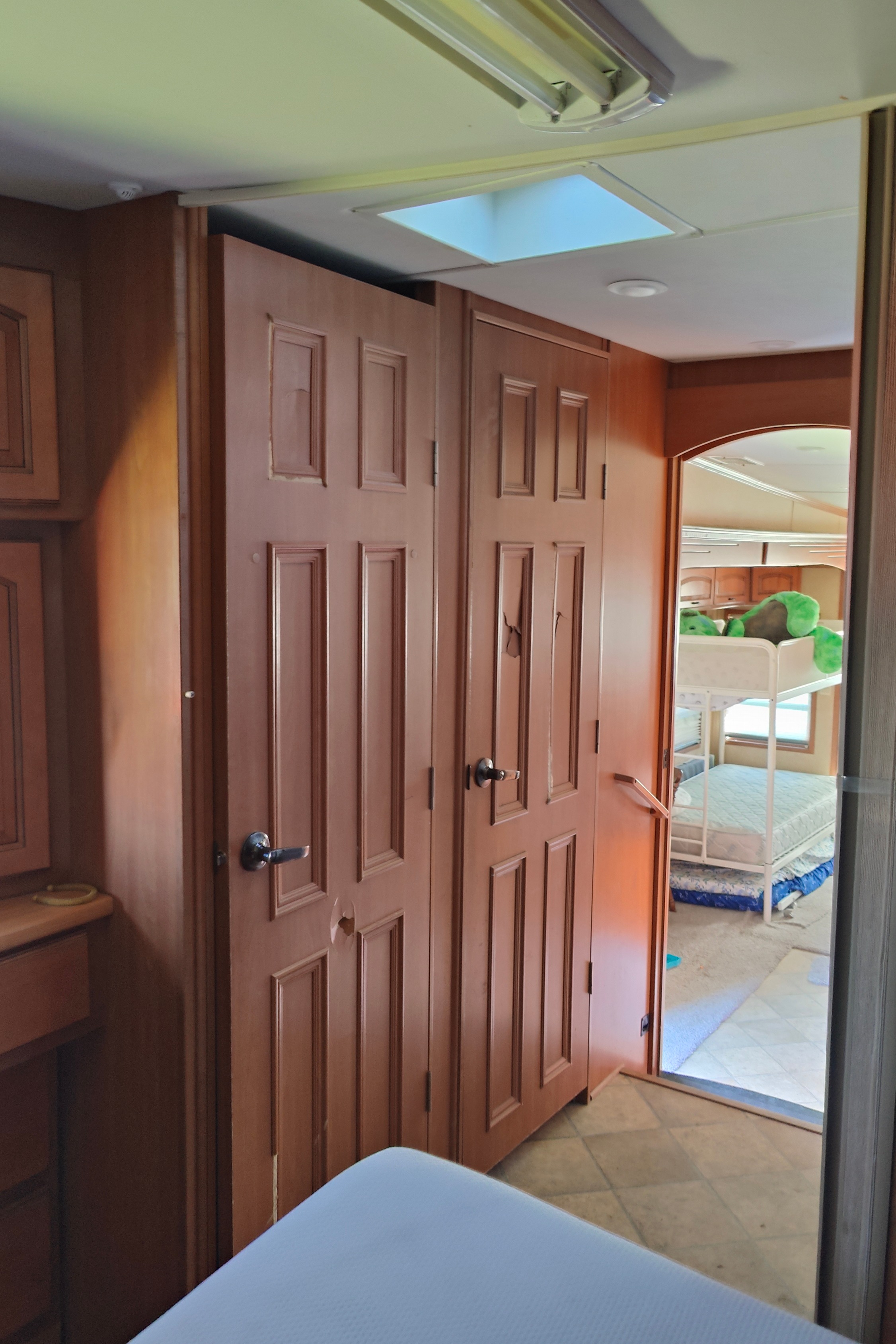 36ft Elite Suites