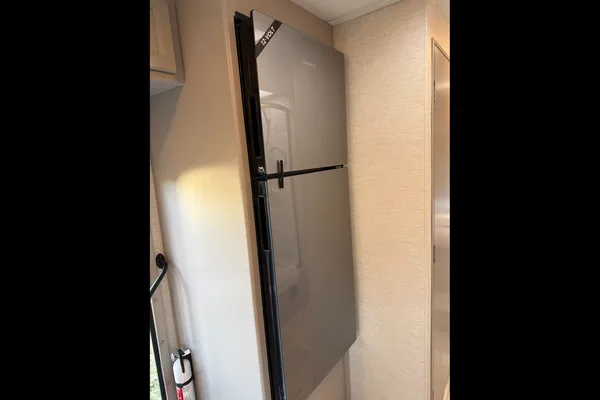 Brand new 2026 Thor Chateau 30ft. with free private shuttle -Sophia