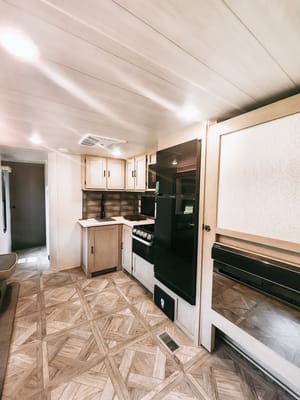 Luxurious 2023 2BR 1-1/2 Bath Trailer
