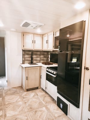 Luxurious 2023 2BR 1-1/2 Bath Trailer