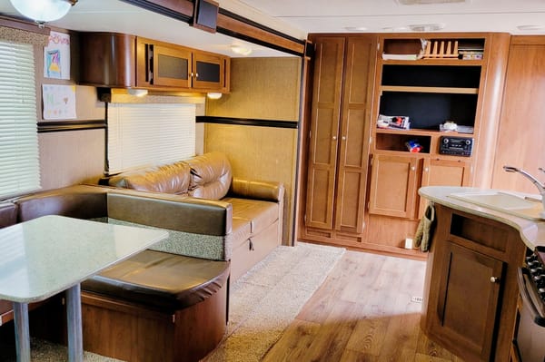 Dutchmen Aspen Trail Travel Trailer