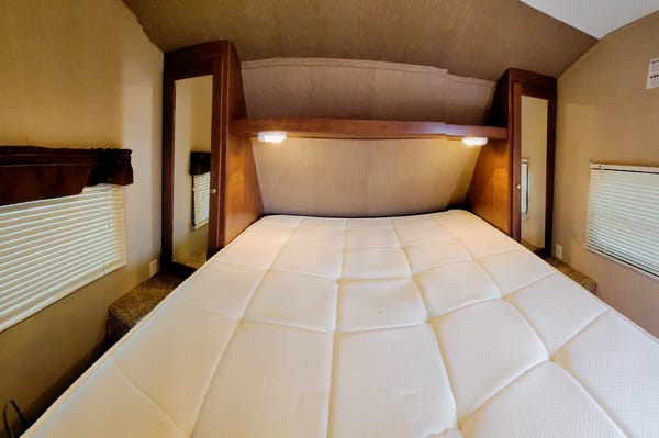 Dutchmen Aspen Trail Travel Trailer