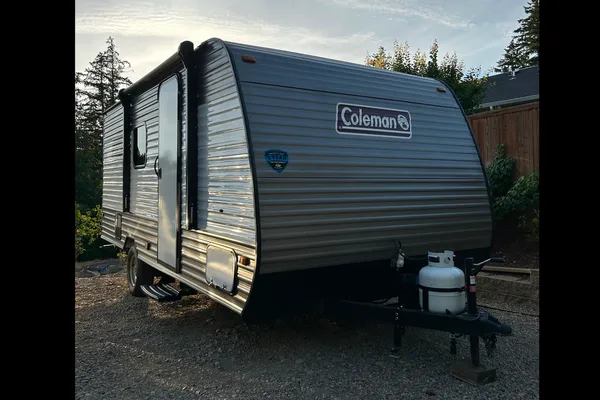 2024 COLEMAN LANTERN LT 17B Travel Trailer
