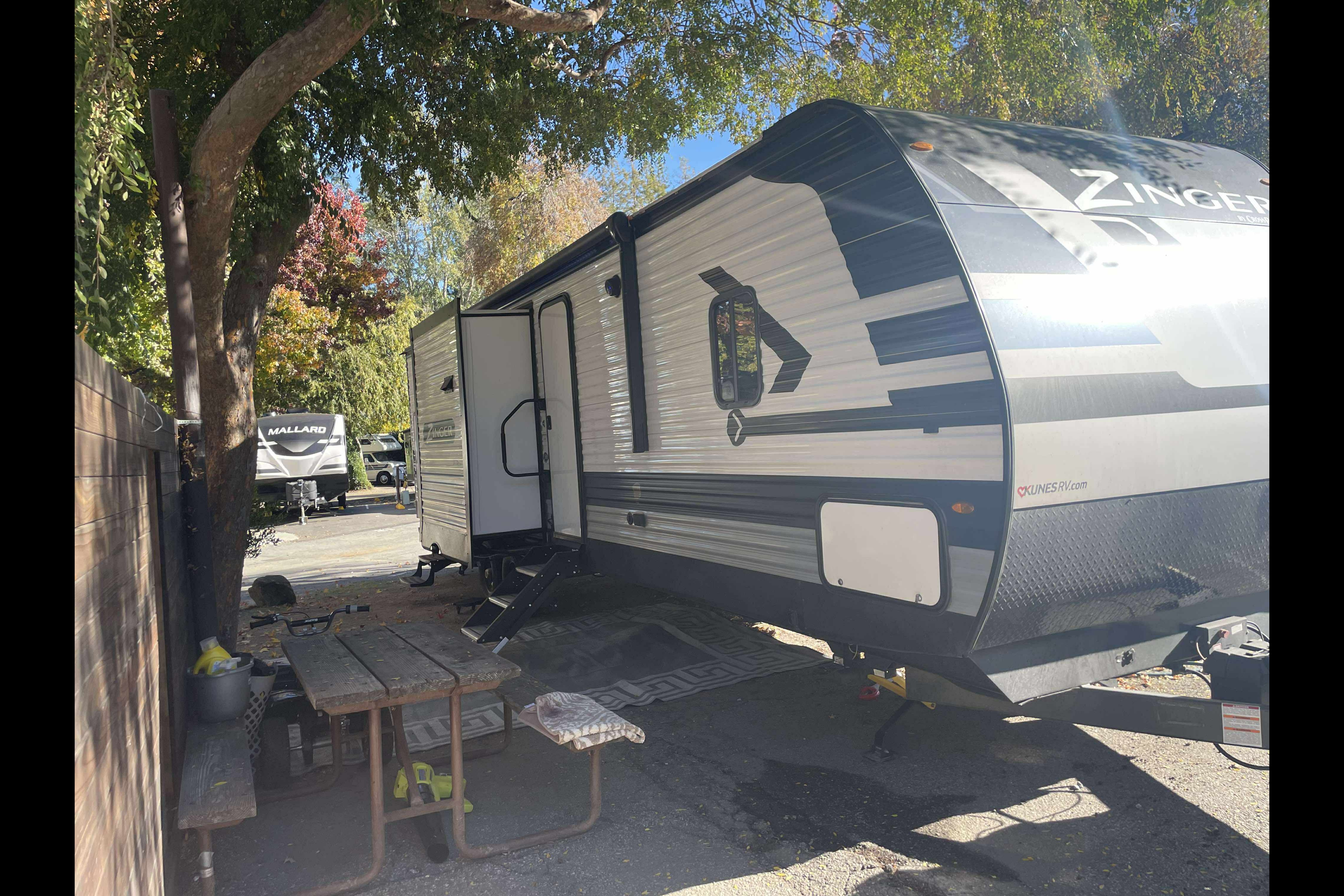 walter's Crossroads Zinger Travel Trailer
