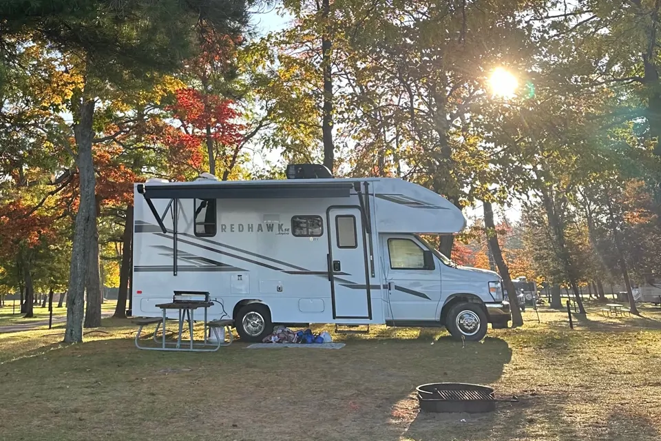 American X-peditions Jayco Redhawlk SE