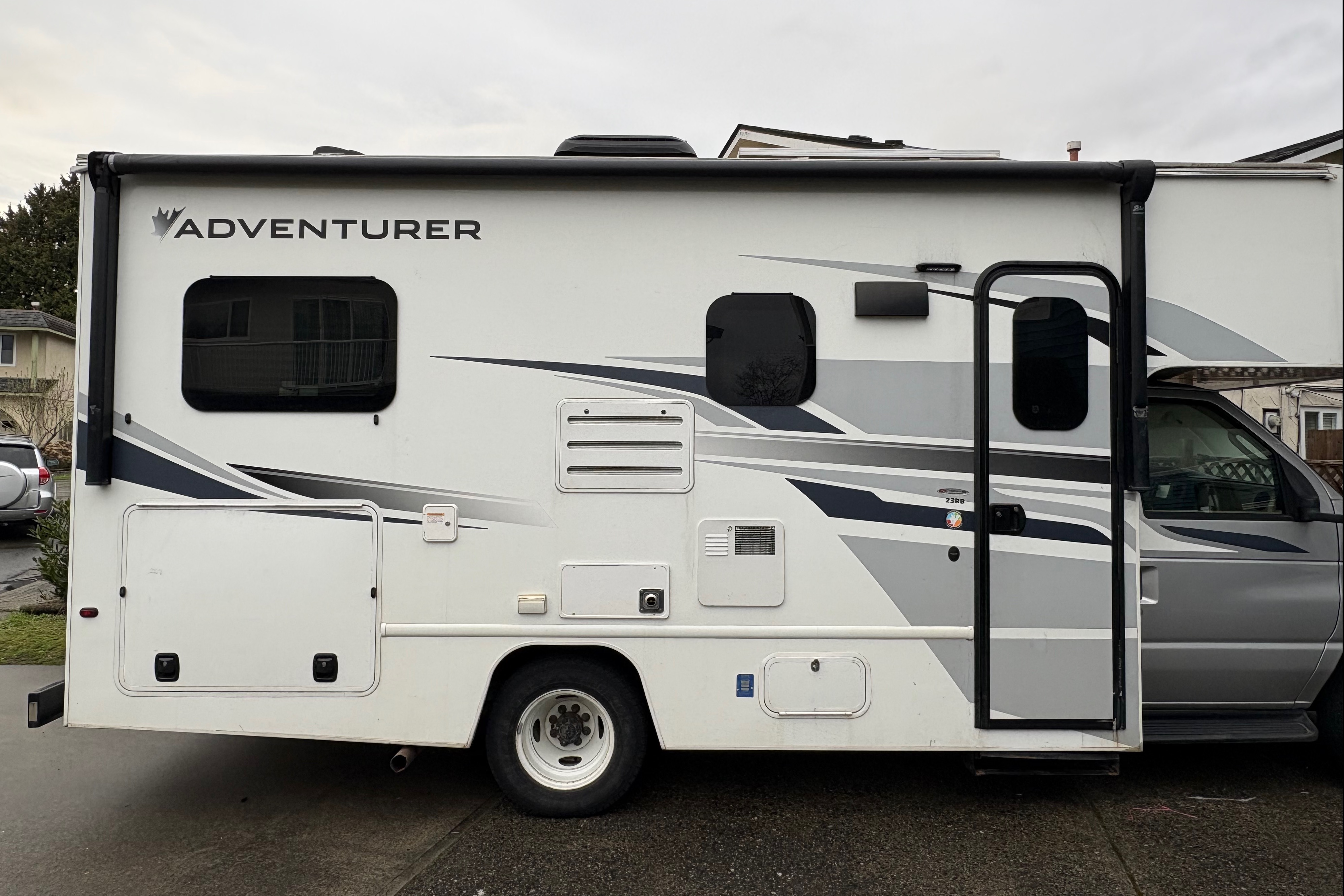 Yatra 2 - Ford Adventurer