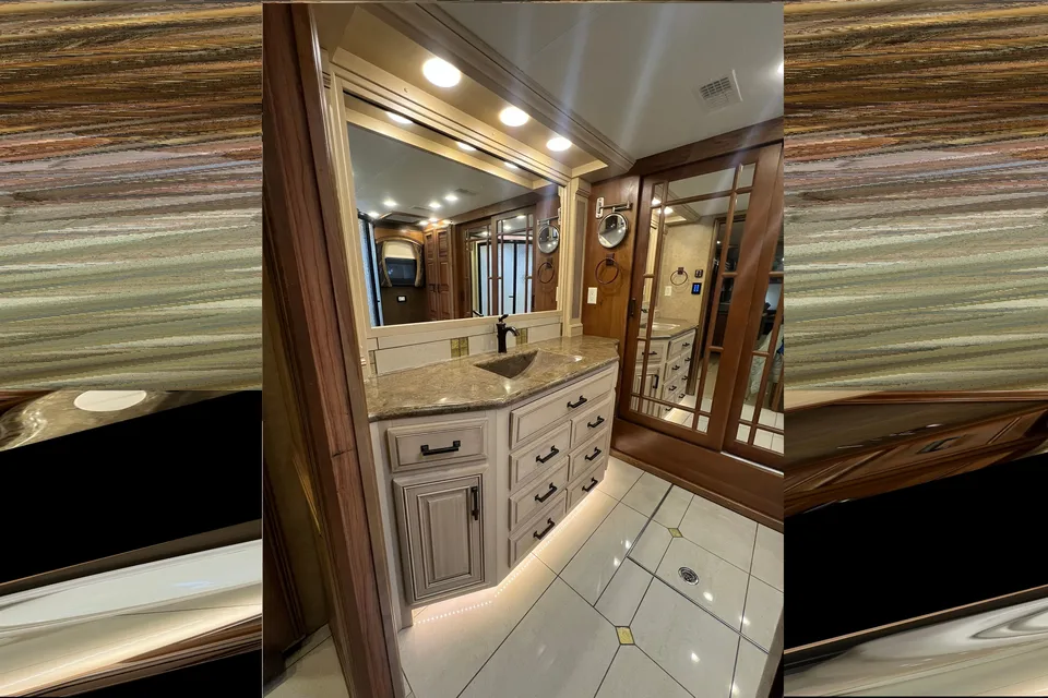 45' Entegra Coach Motorohome