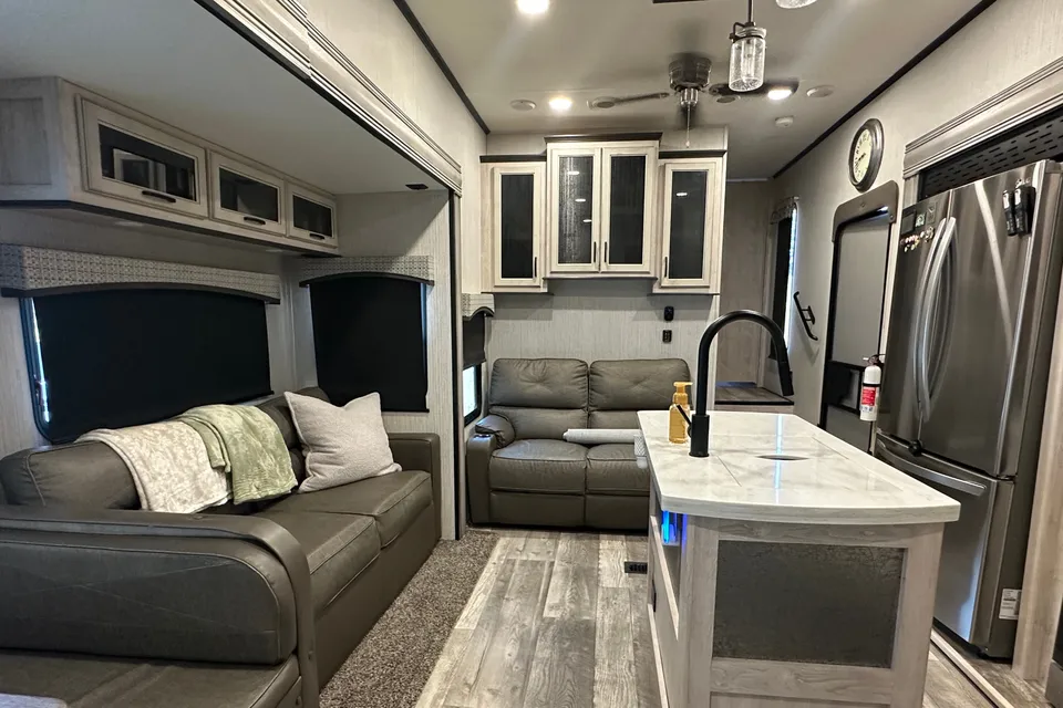 Luxury Camping by the Parker’s