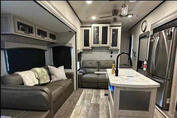 Luxury Camping by the Parker’s