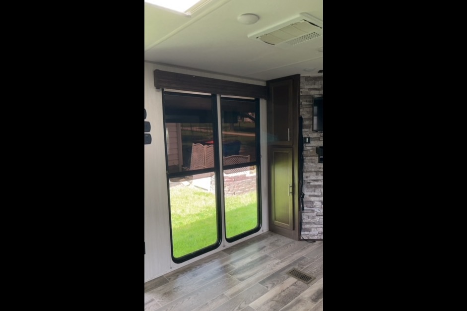 2019Forest River Cherokee 274VFK Sleeps 6!