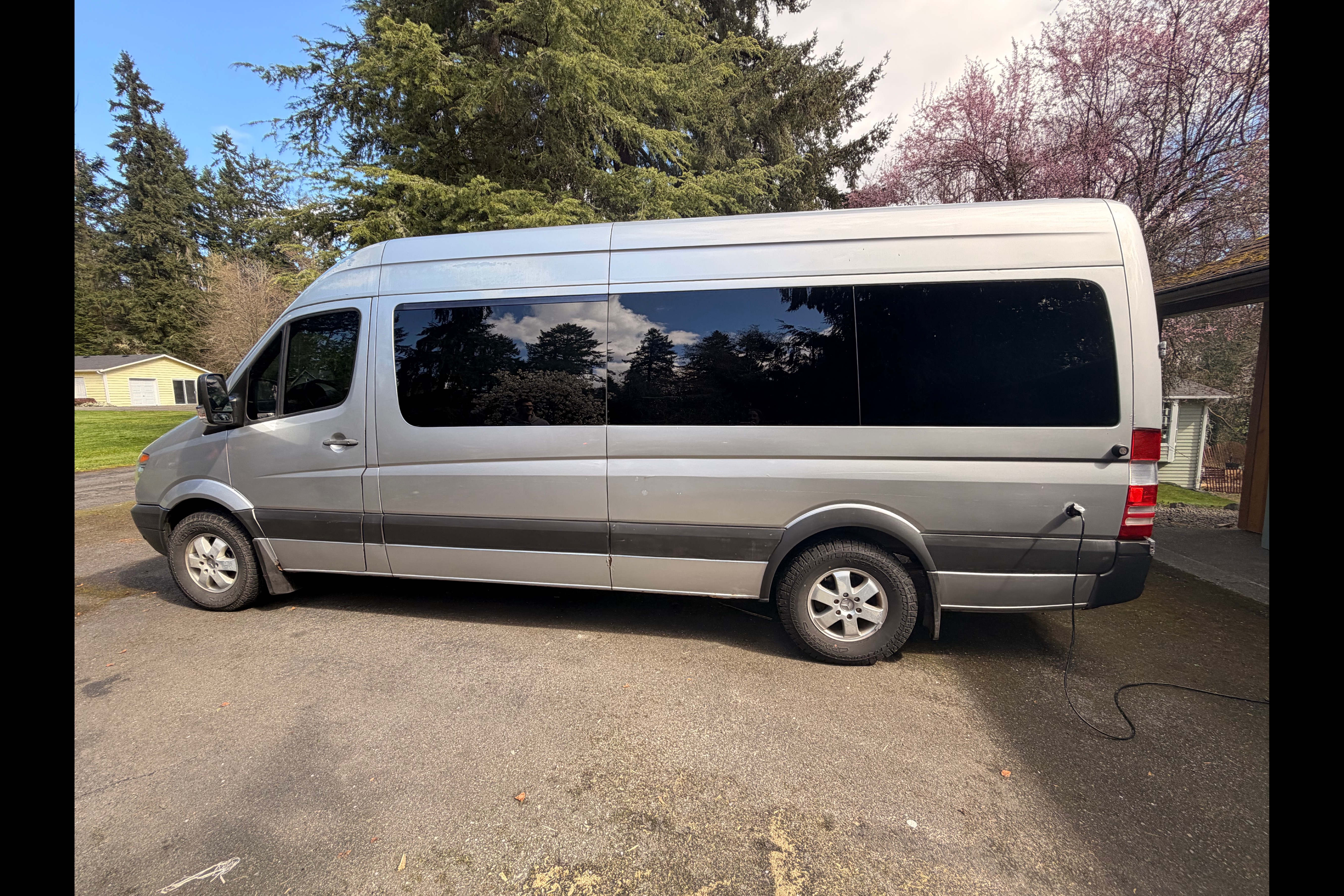 Snuggle Shuttle Dodge Sprinter Class B