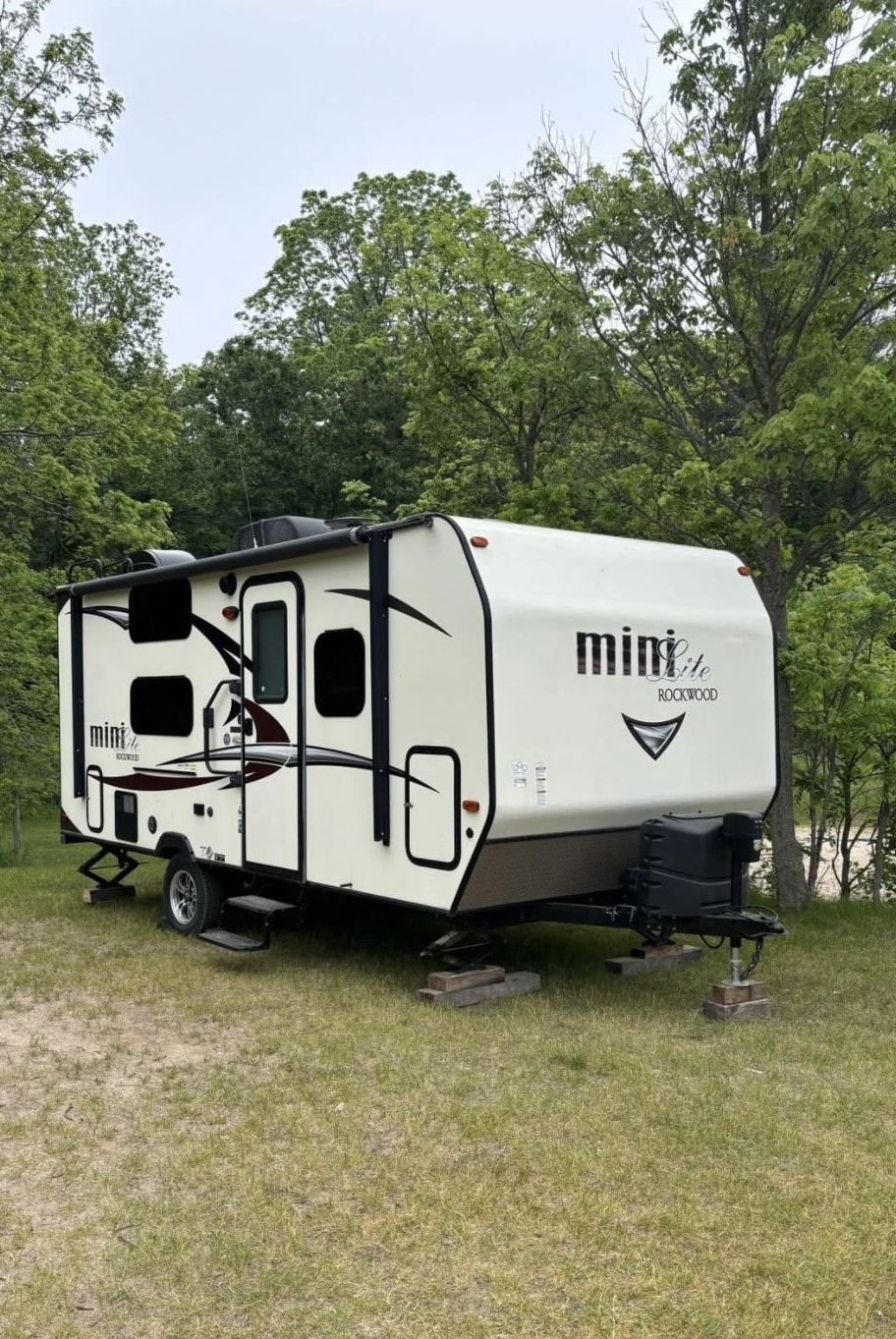Rolling Retreat Rockwood Mini Lite Trailer