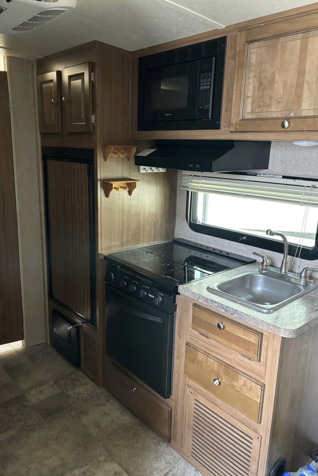 Rolling Retreat Rockwood Mini Lite Trailer