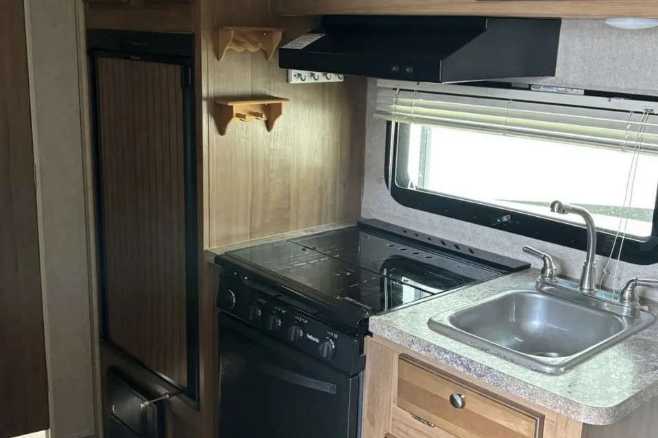 Rolling Retreat Rockwood Mini Lite Trailer