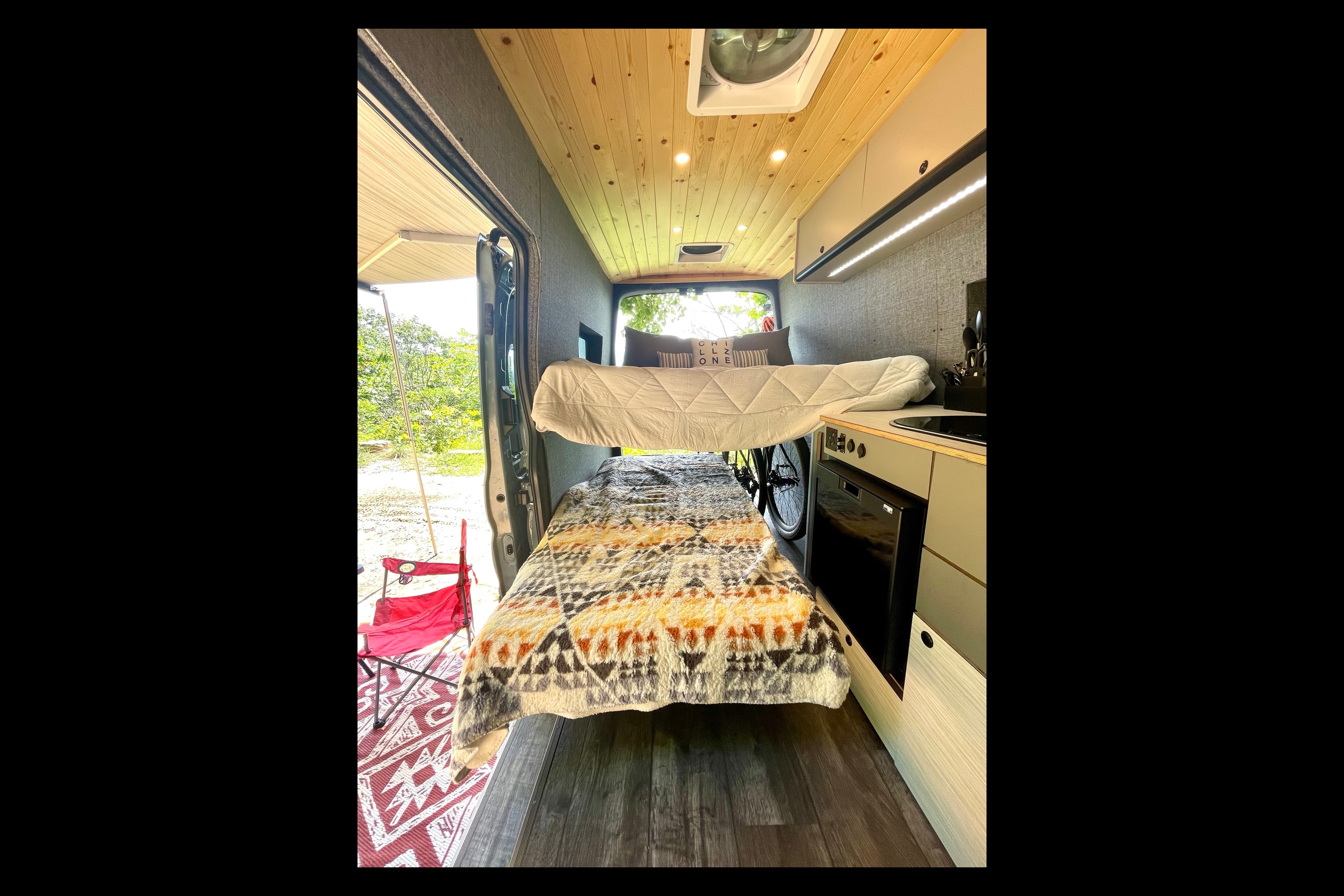 Vista Adventure Vans AWD Ford Transit
